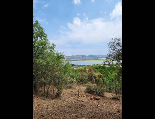 960M² VACANT LAND FOR SALE IN KOSMOS RIDGE